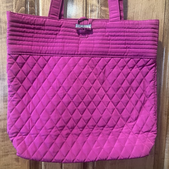 Vera Bradley Handbags - Vera Bradley Tote Bag Purse Magenta Pink Floral Interior